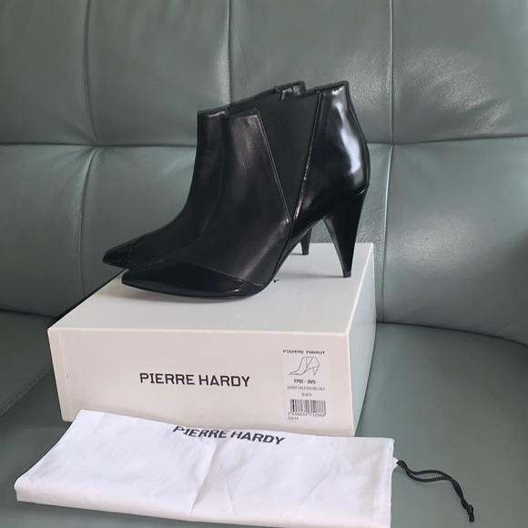 PIERRE HARDY Black Paneled Leather Ankle Bootie - Picture 11 of 16